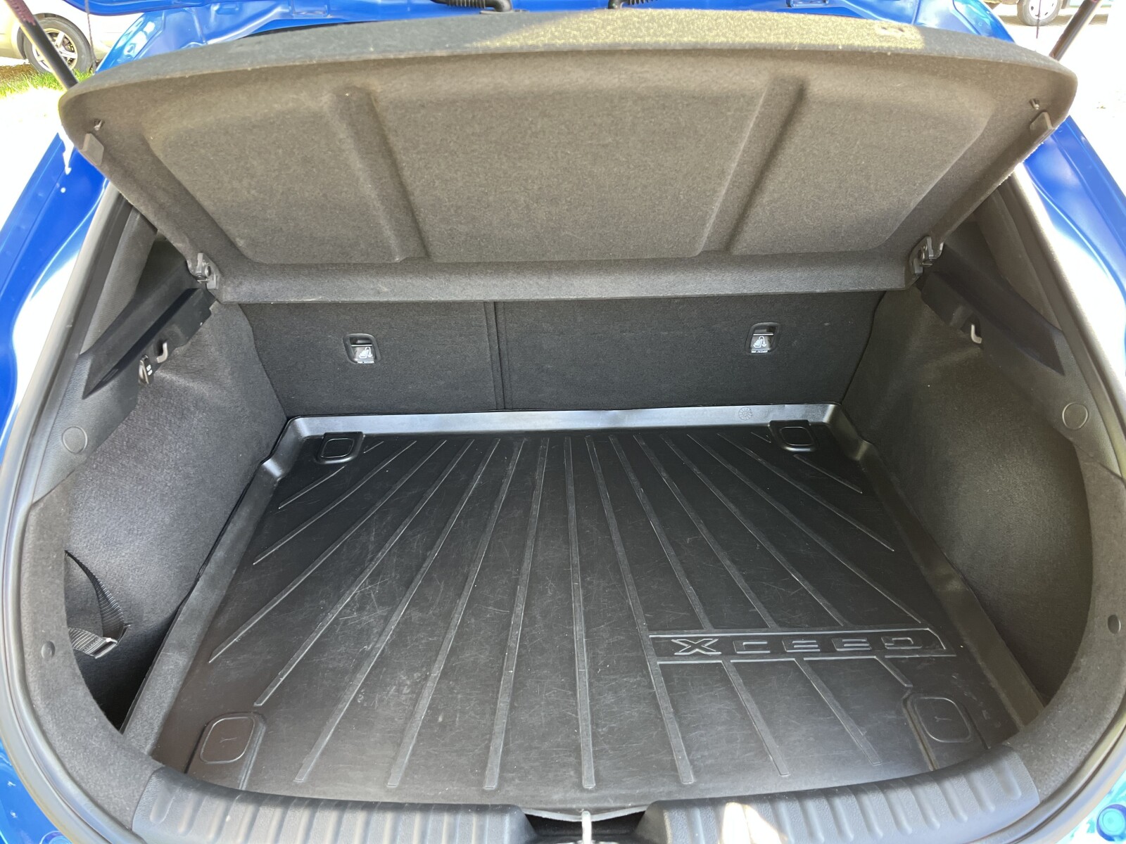 Kia XCeed - zdjęcie 16