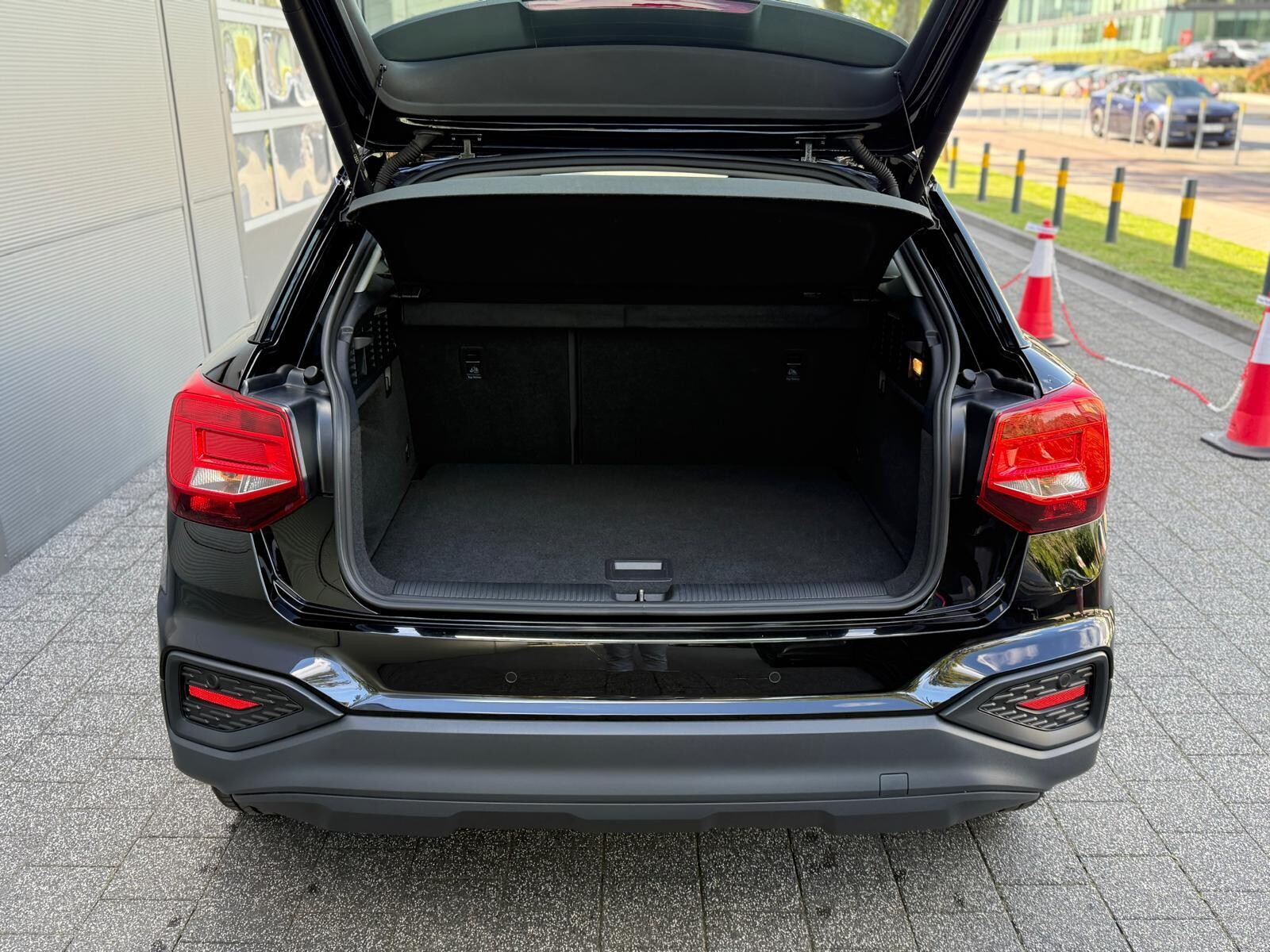 Audi Q2 - zdjęcie 12