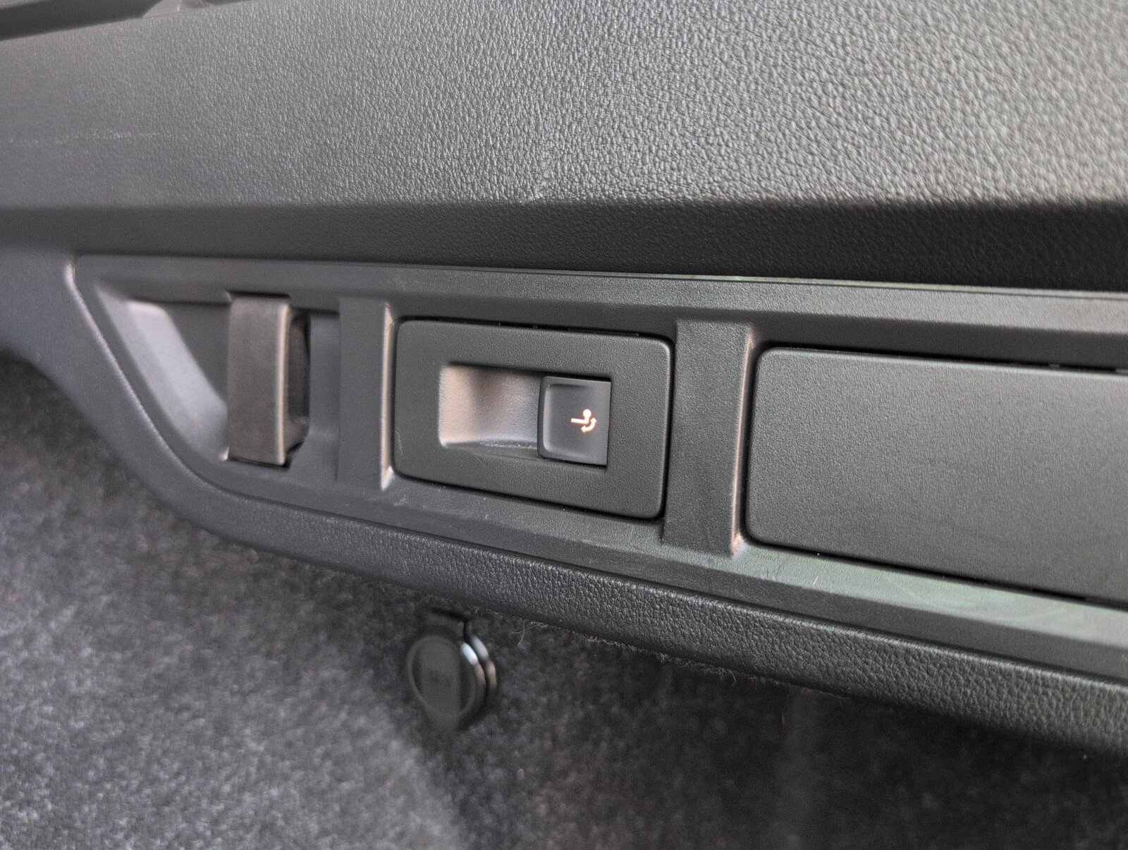 Škoda Octavia Combi - zdjęcie 10