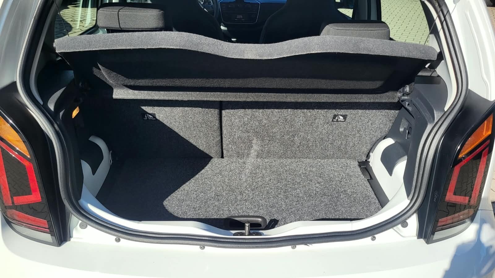Volkswagen up! - zdjęcie 11