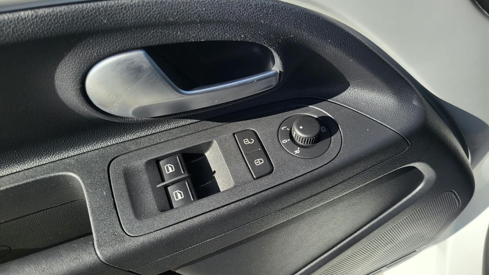 Volkswagen up! - zdjęcie 14