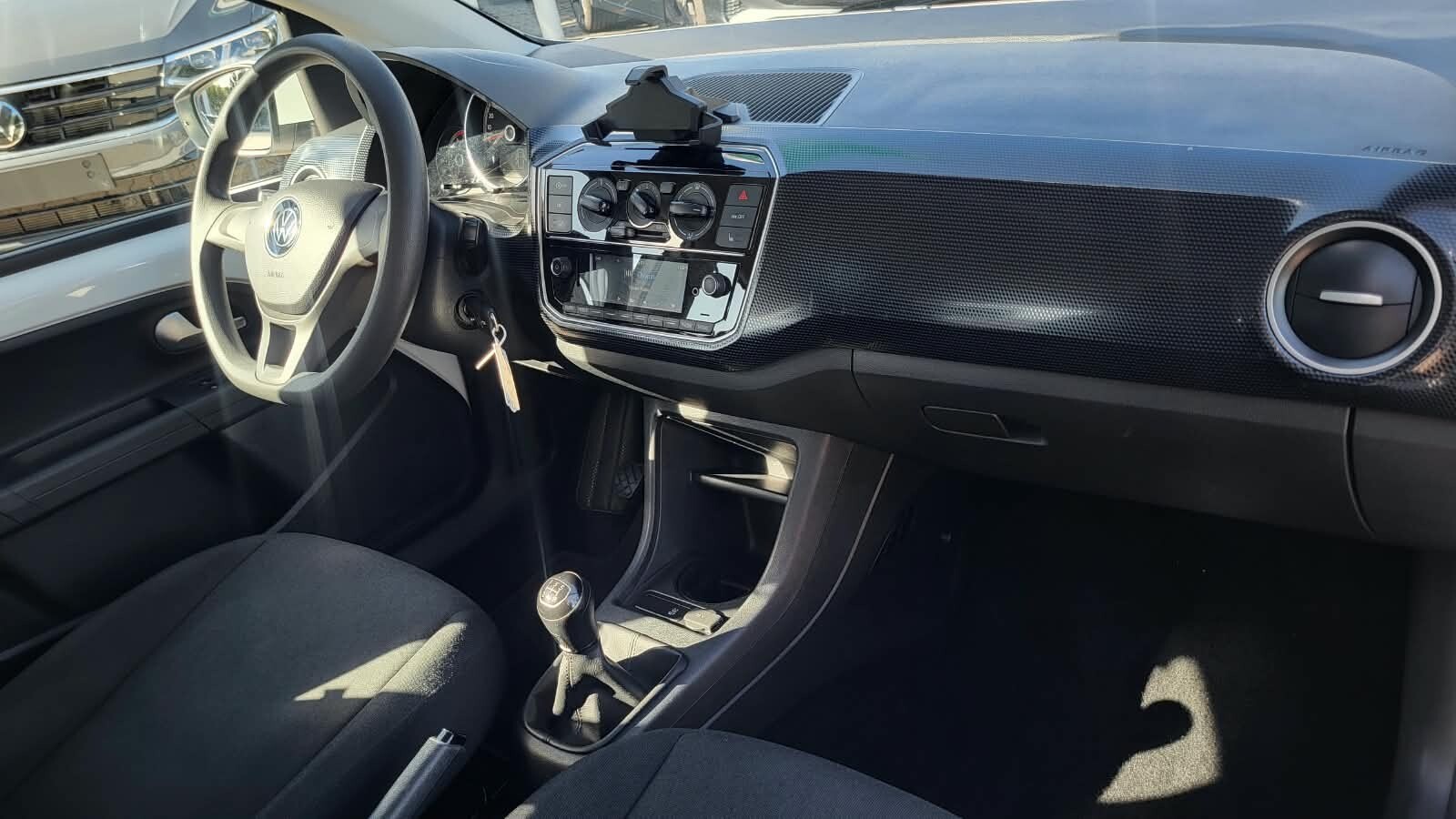 Volkswagen up! - zdjęcie 13