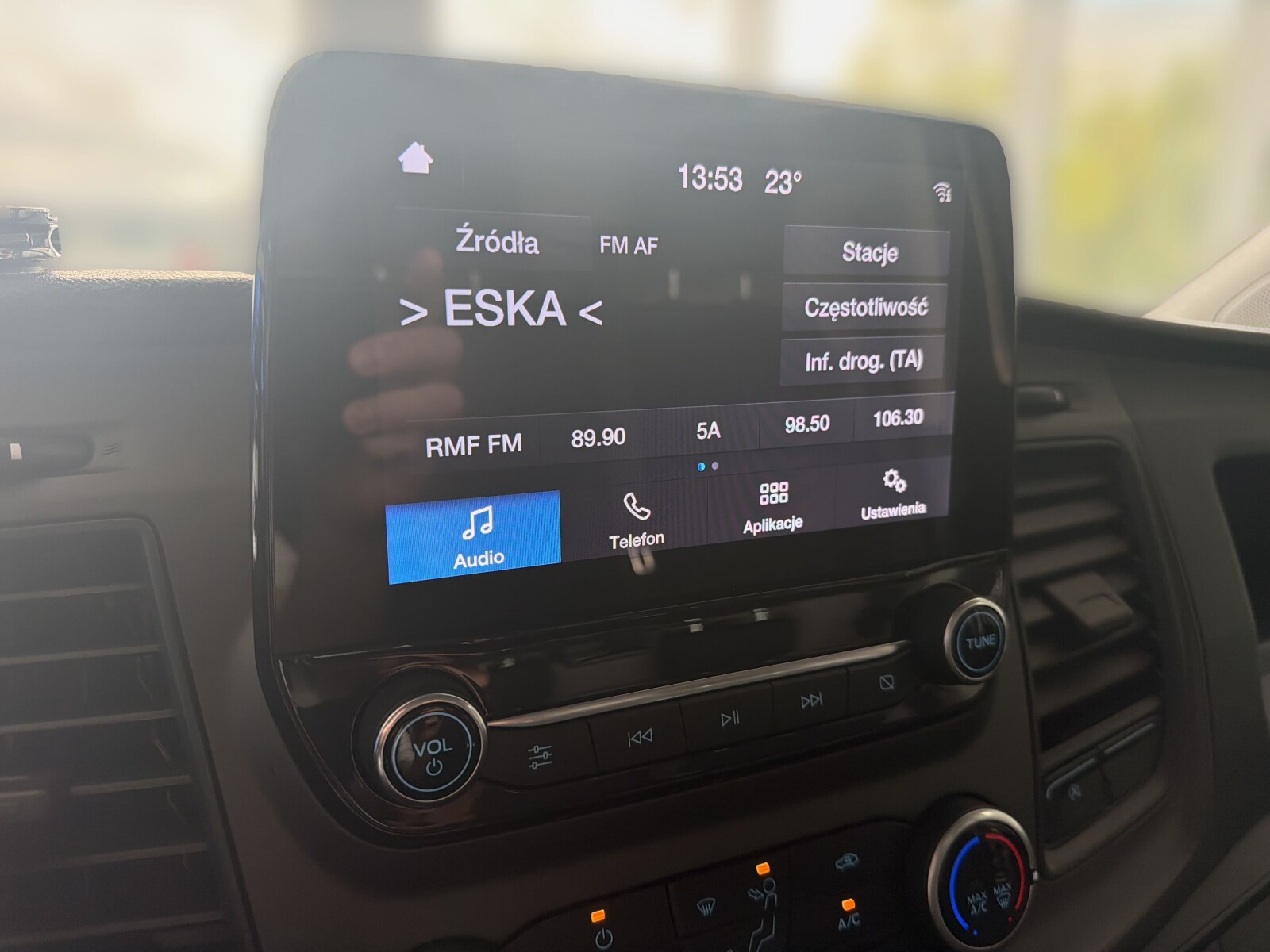 Ford Transit Custom - zdjęcie 19