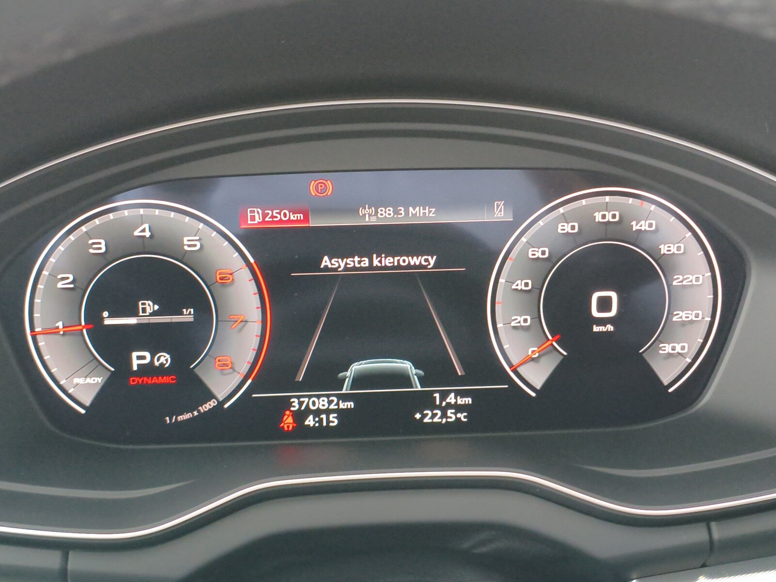 Audi Q5 Sportback - zdjęcie 30