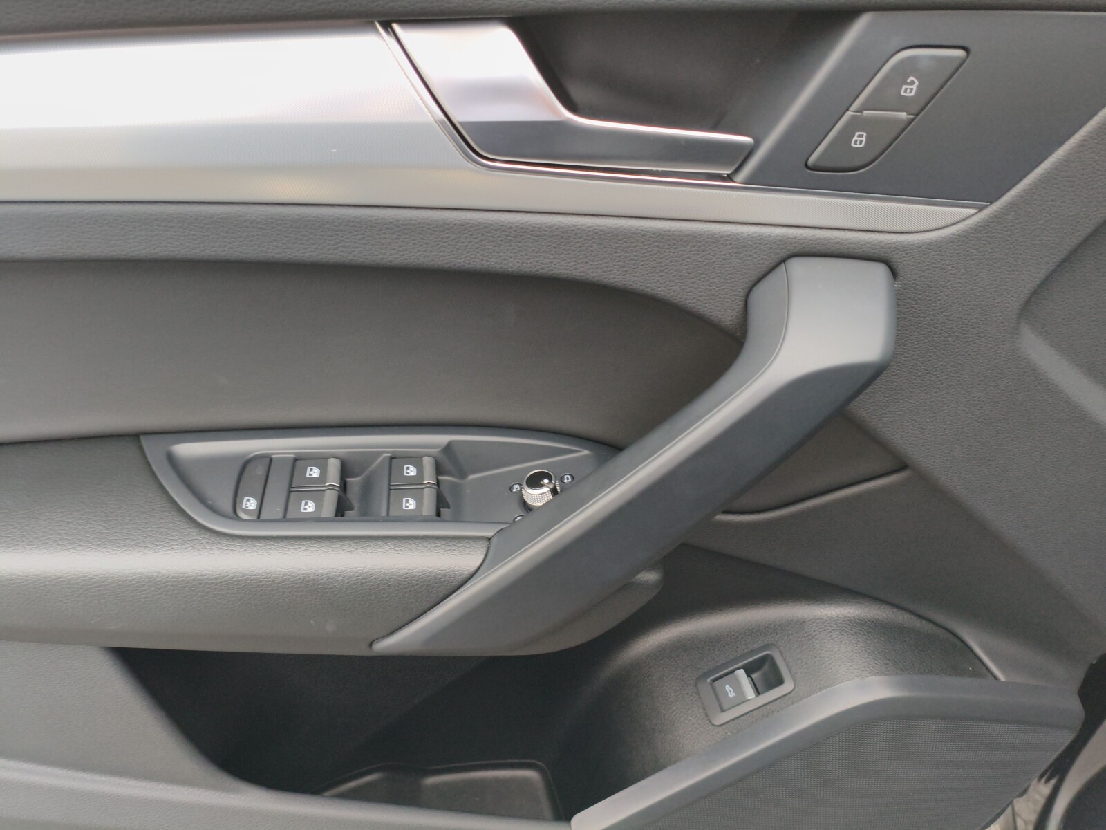 Audi Q5 Sportback - zdjęcie 26