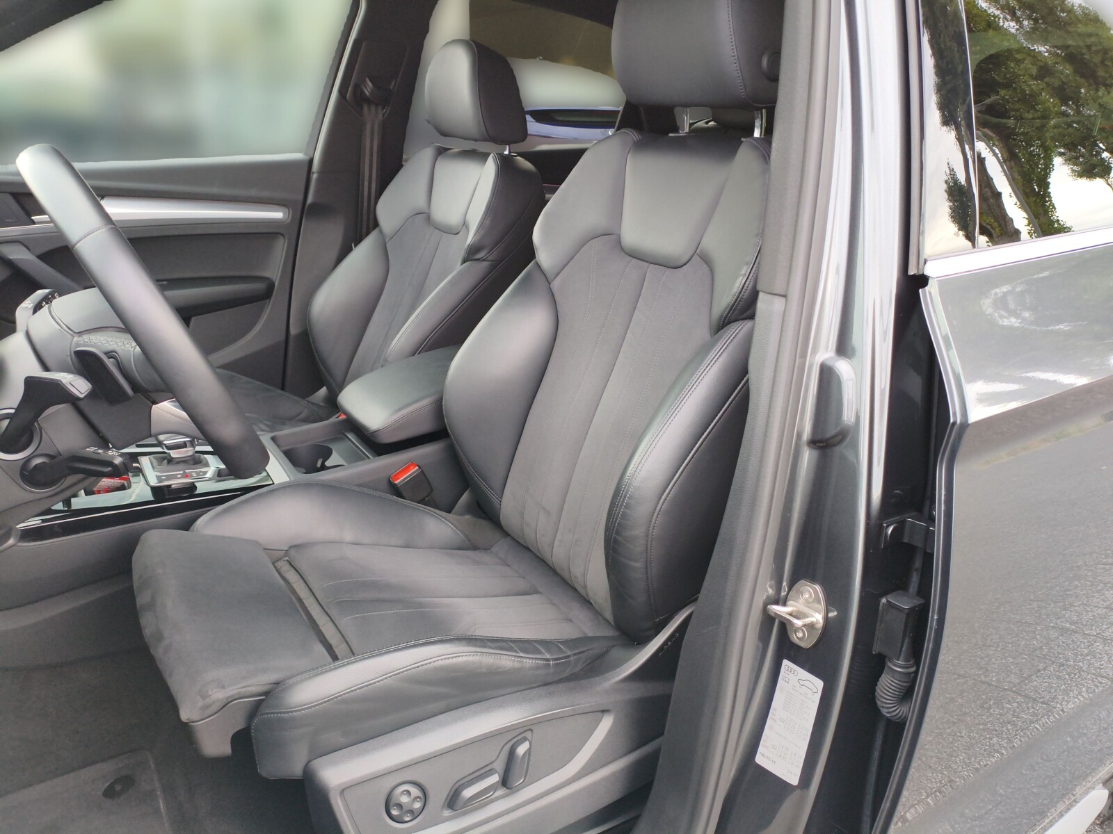 Audi Q5 Sportback - zdjęcie 10