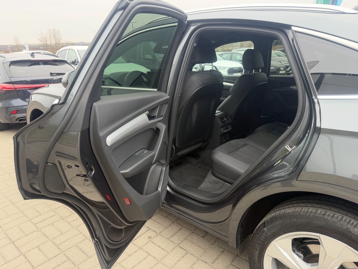 Audi Q5 Sportback - zdjęcie 9