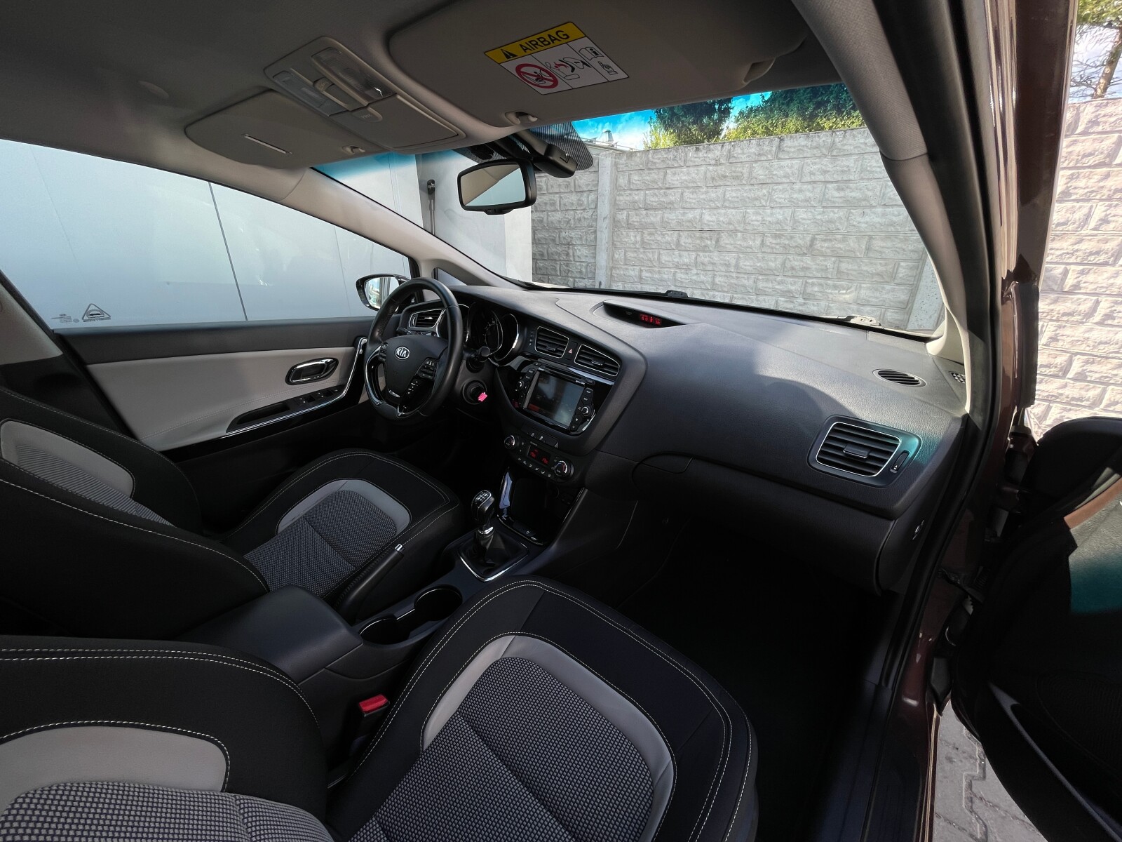 Kia Ceed - zdjęcie 14
