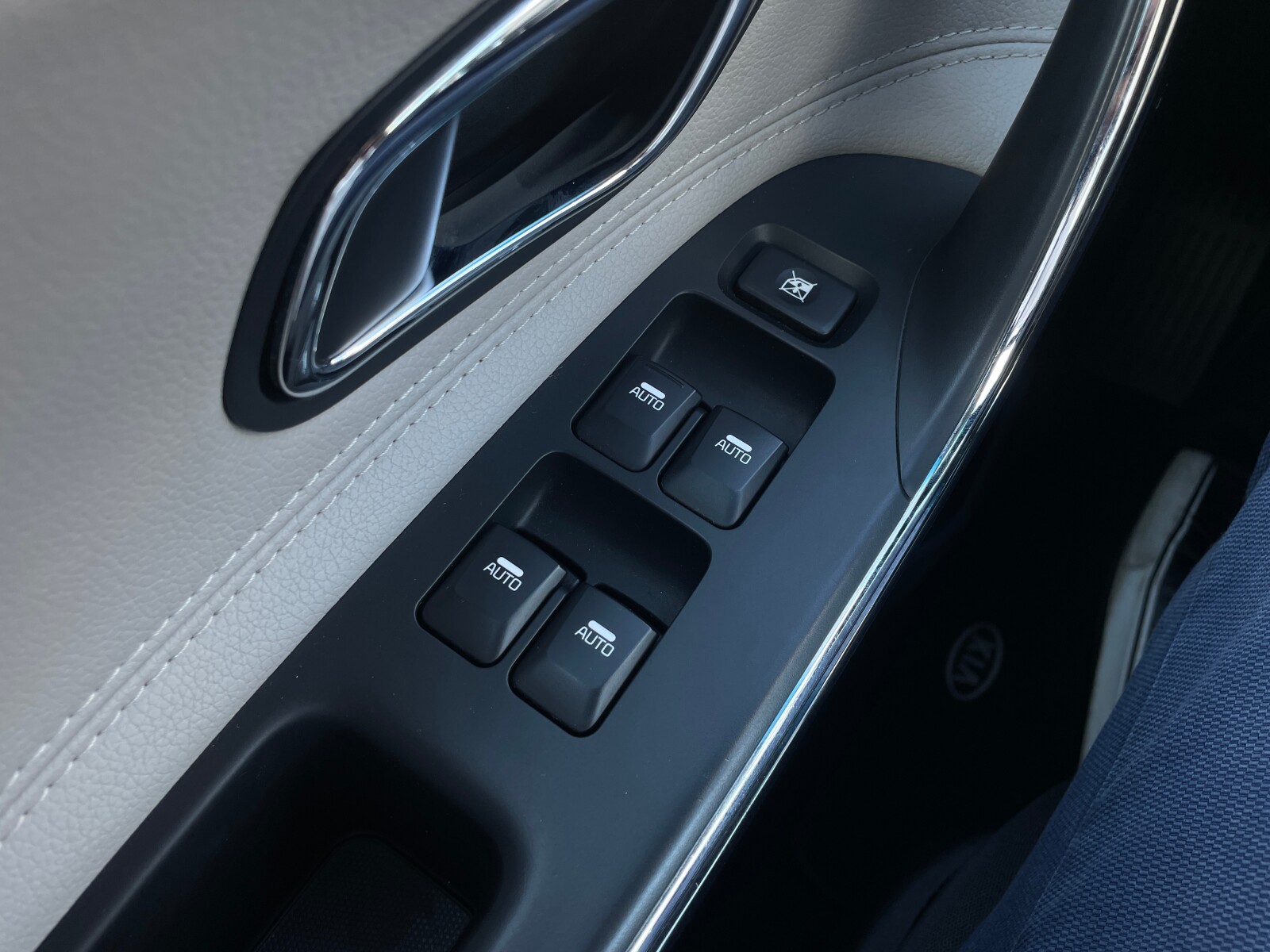 Kia Ceed - zdjęcie 34