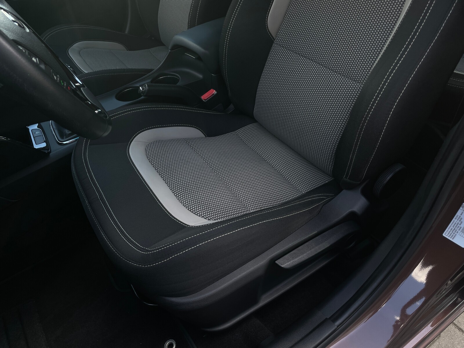 Kia Ceed - zdjęcie 10