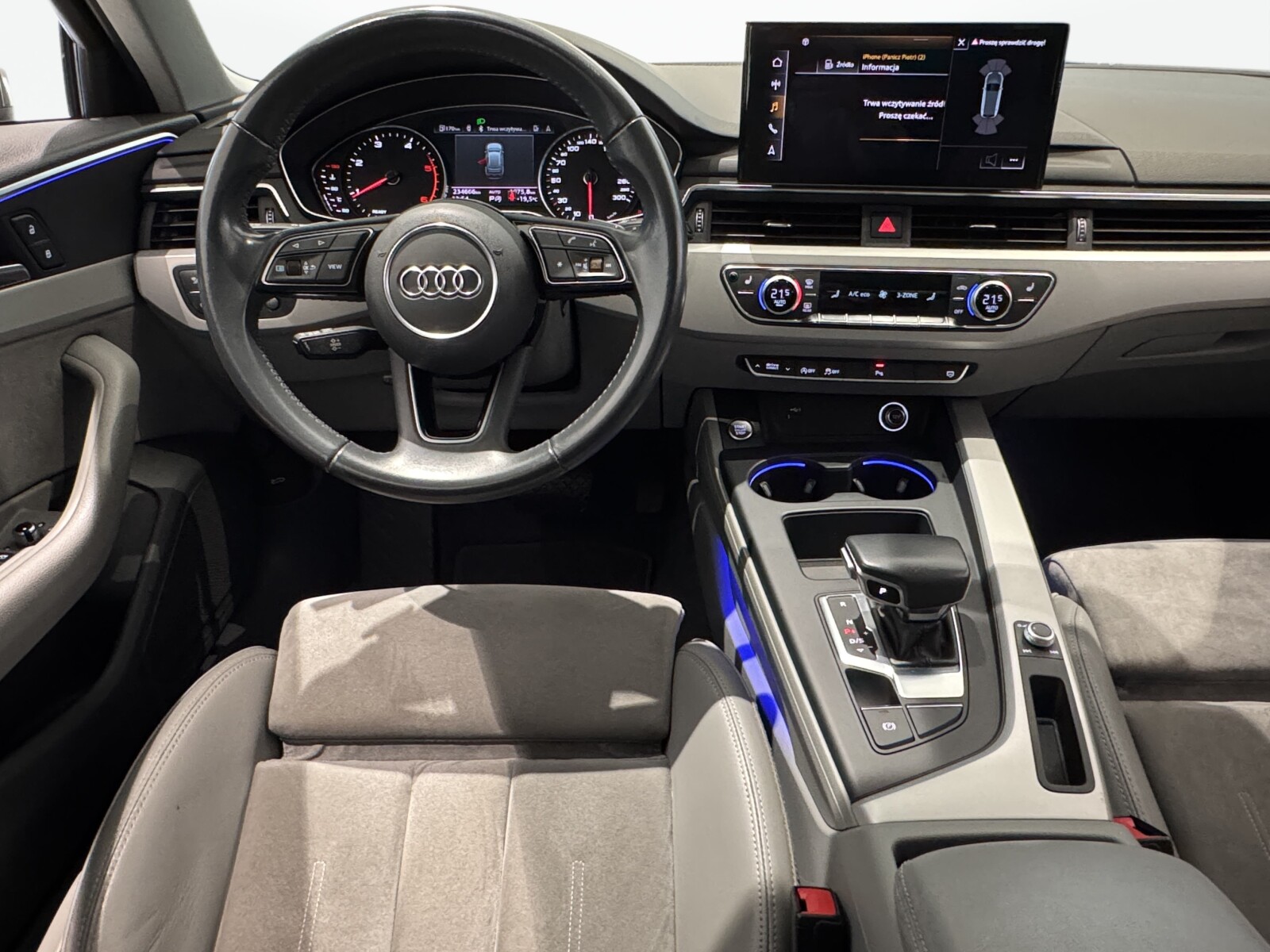 Audi A4 Avant - zdjęcie 16