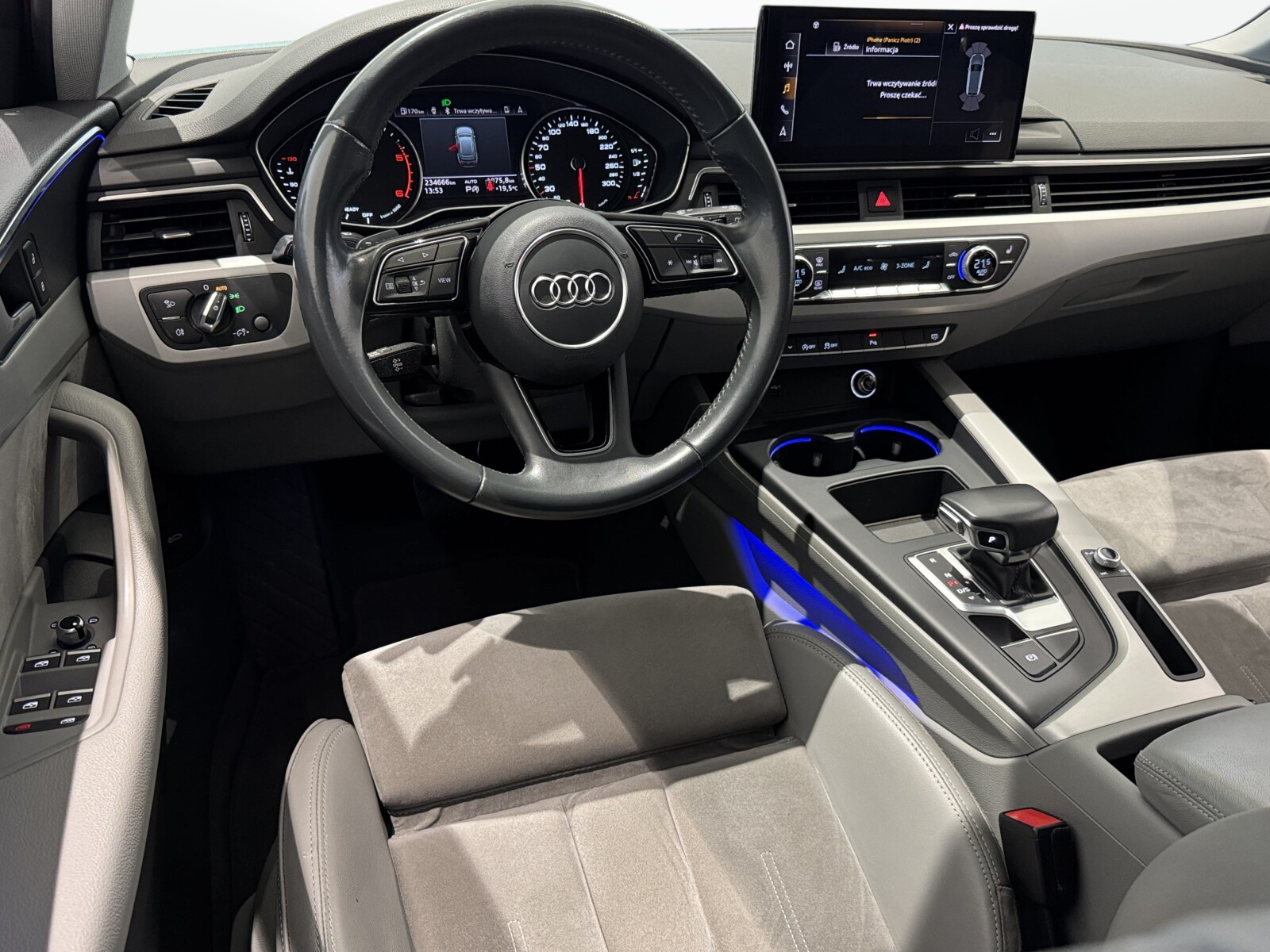 Audi A4 Avant - zdjęcie 14