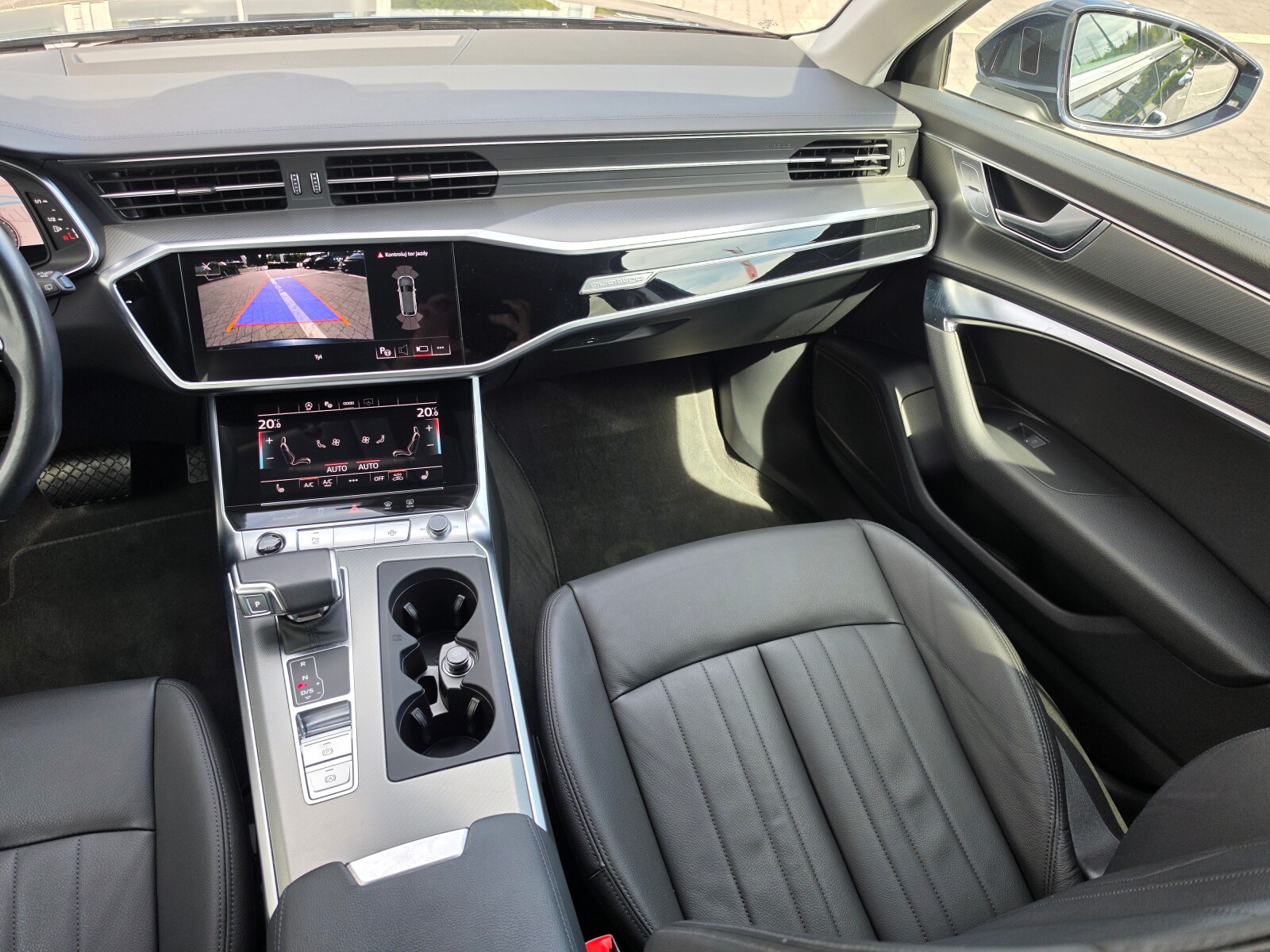 Audi A6 Avant - zdjęcie 16