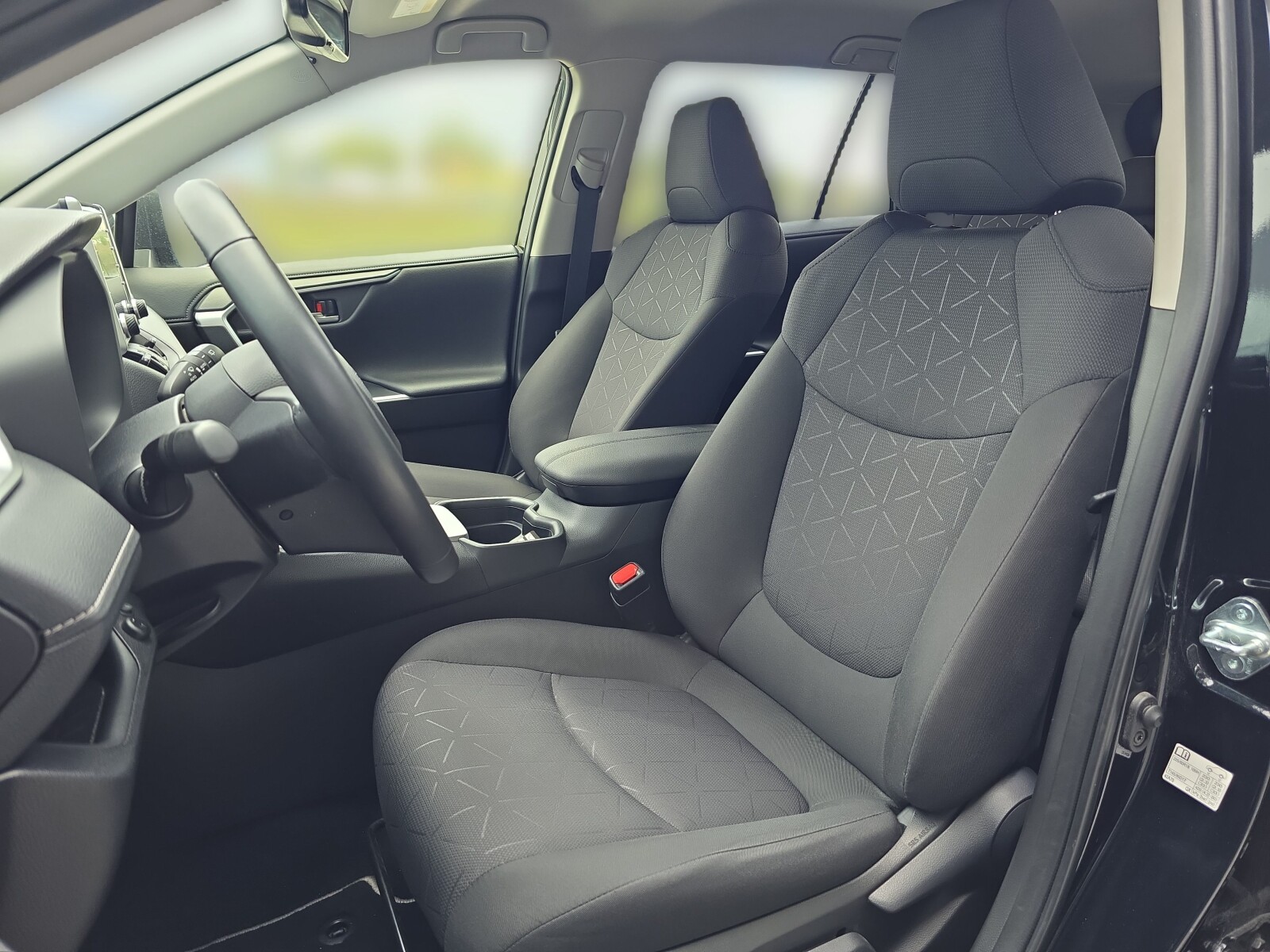 Toyota RAV 4 - zdjęcie 9