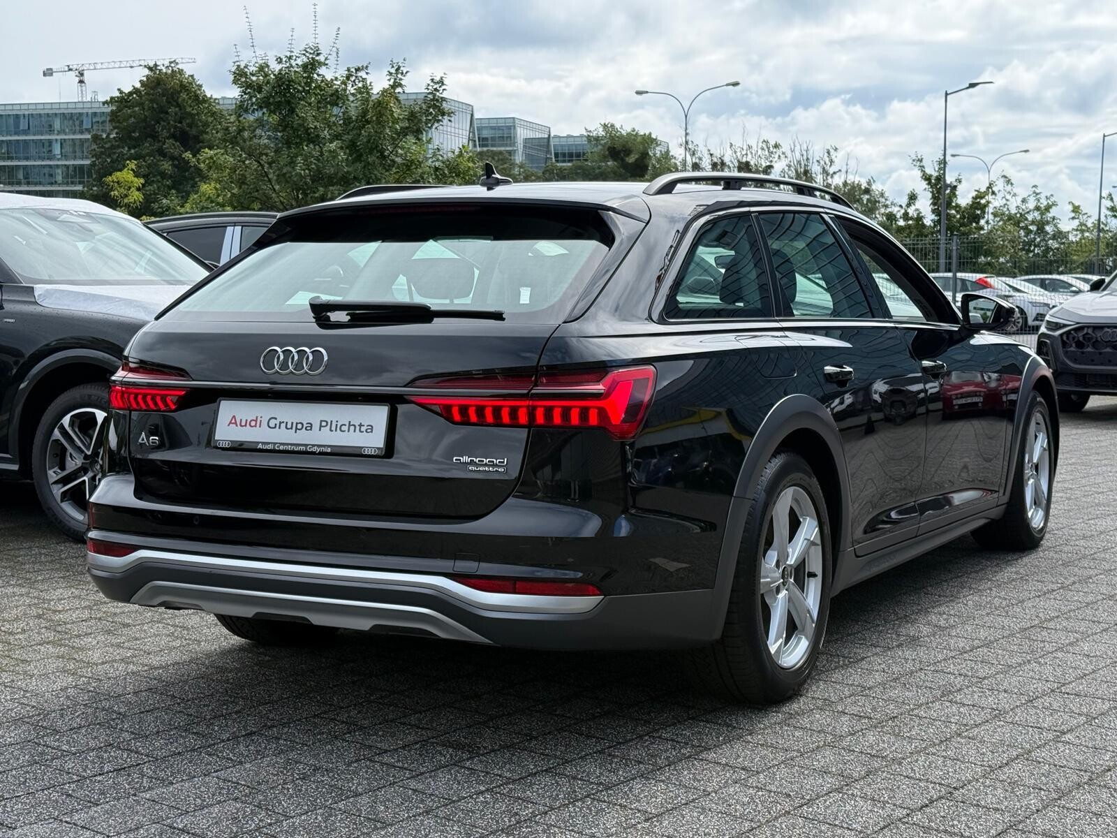 Audi A6 allroad - zdjęcie 10
