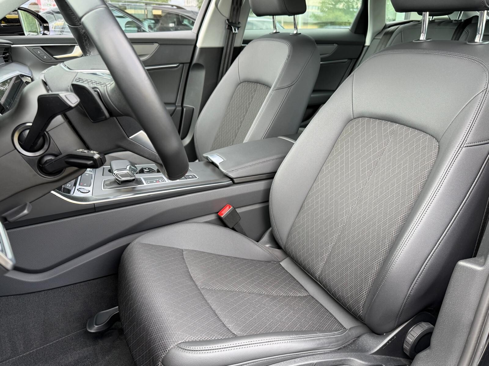 Audi A6 allroad - zdjęcie 16