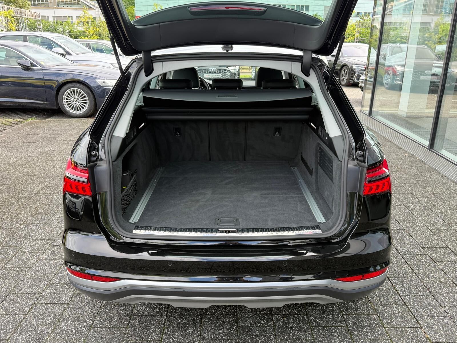 Audi A6 allroad - zdjęcie 13