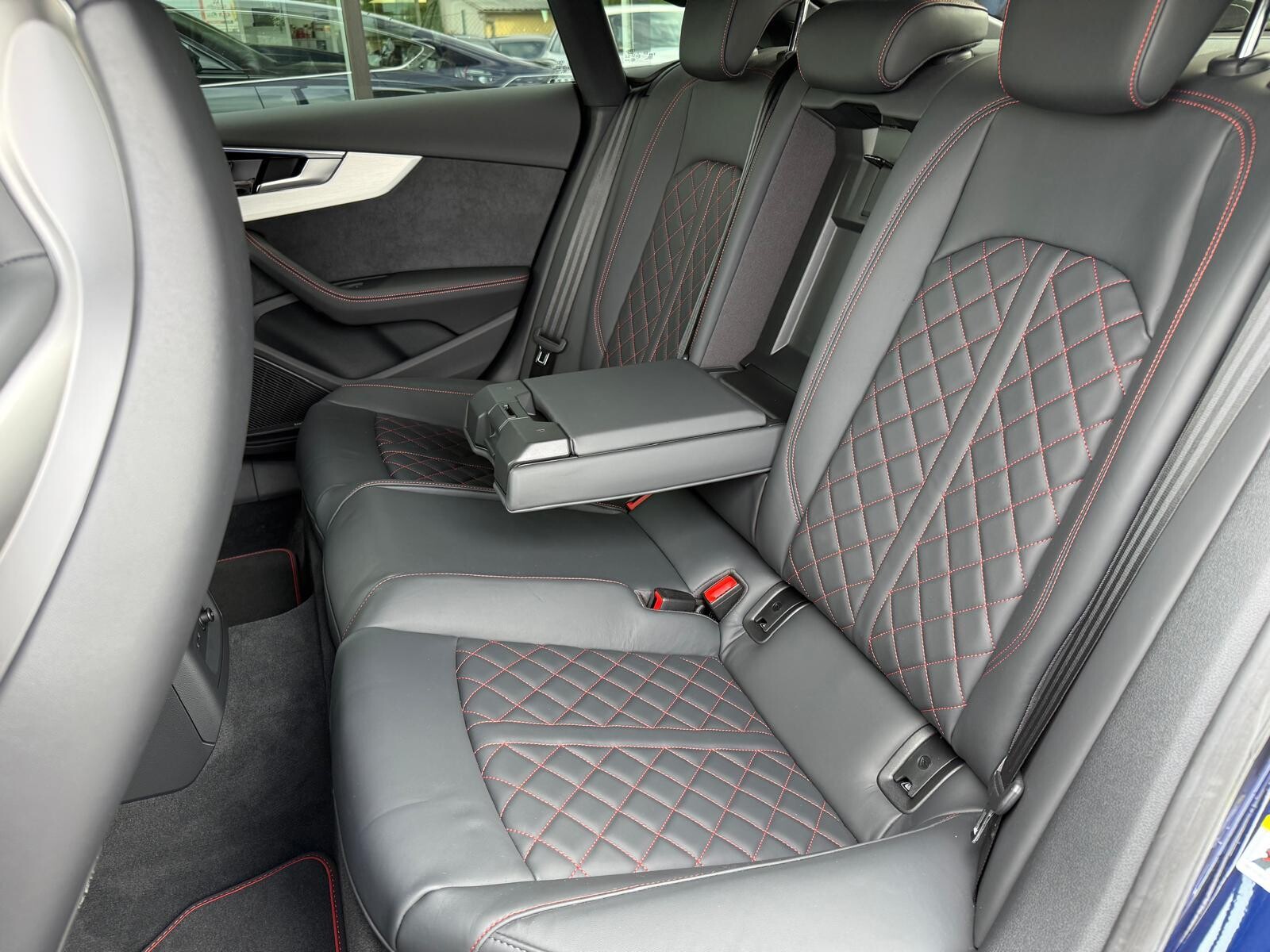 Audi S5 Sportback - zdjęcie 21