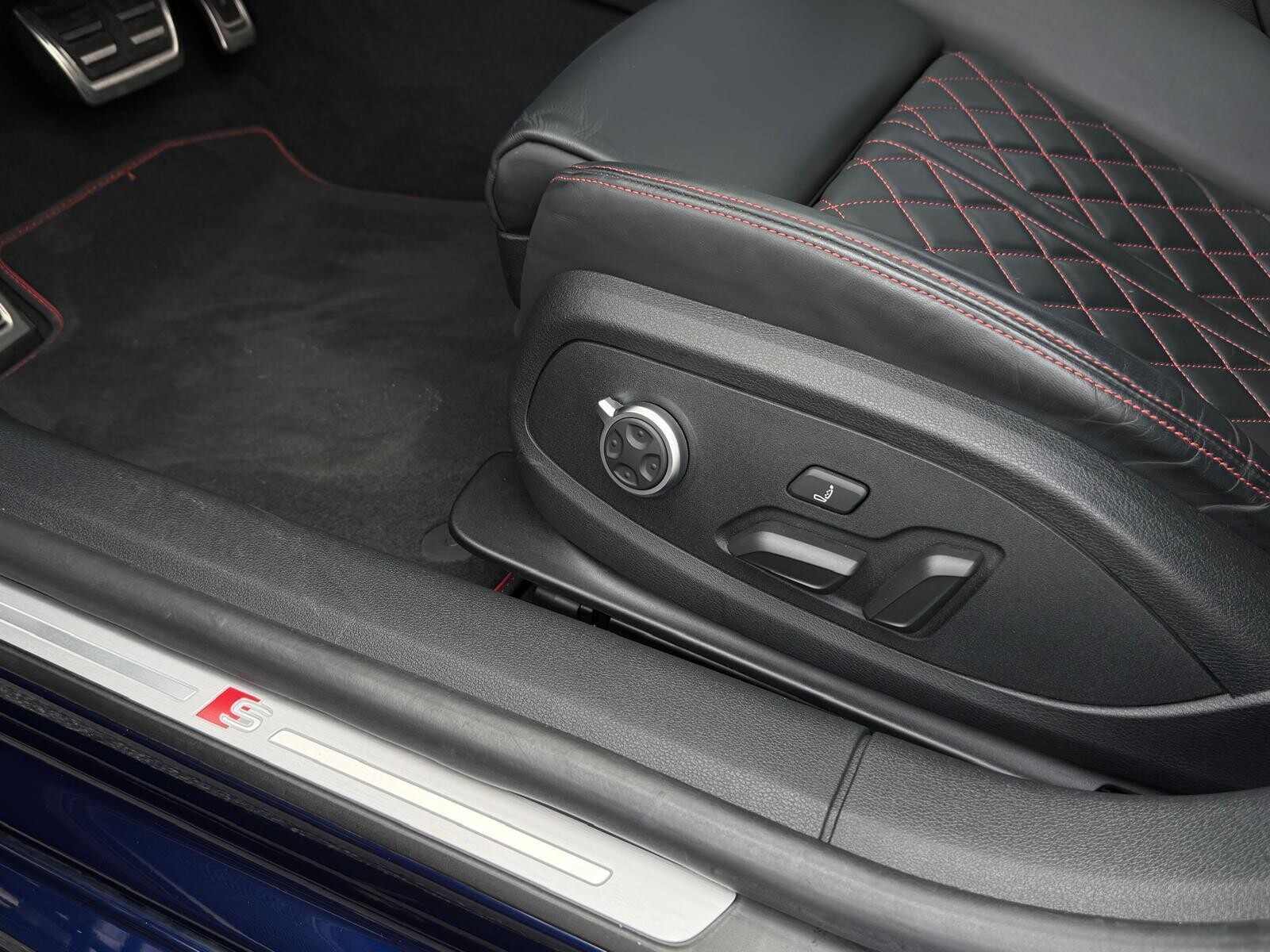 Audi S5 Sportback - zdjęcie 18