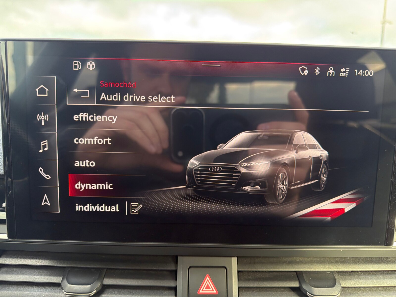 Audi A4 Limousine - zdjęcie 35