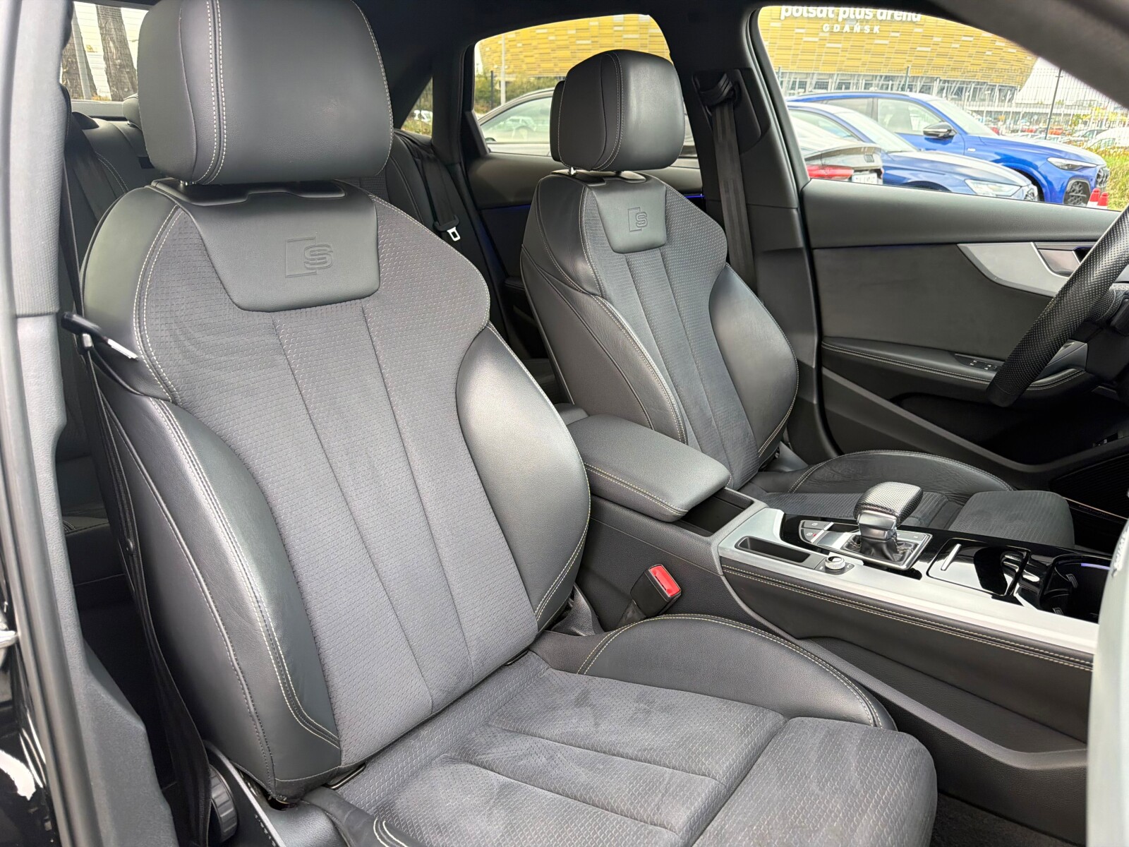 Audi A4 Limousine - zdjęcie 24