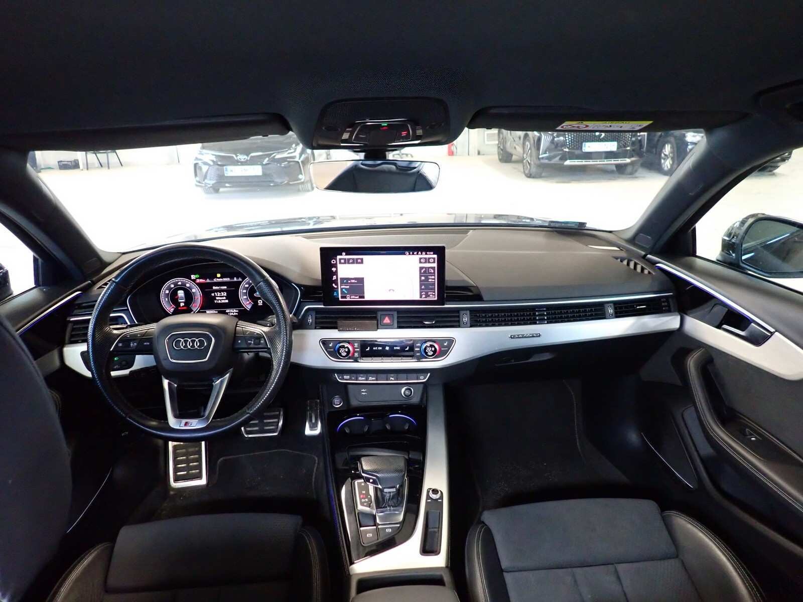 Audi A4 Limousine - zdjęcie 10