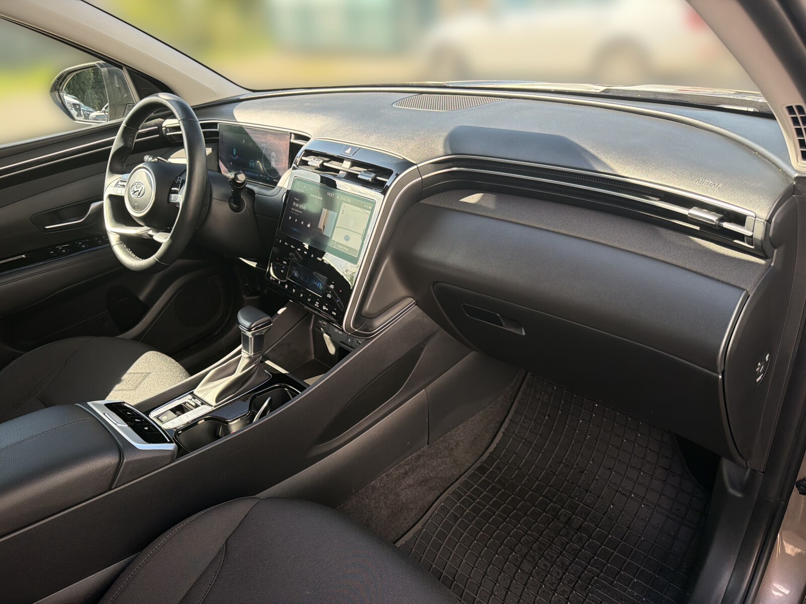 Hyundai Tucson - zdjęcie 15