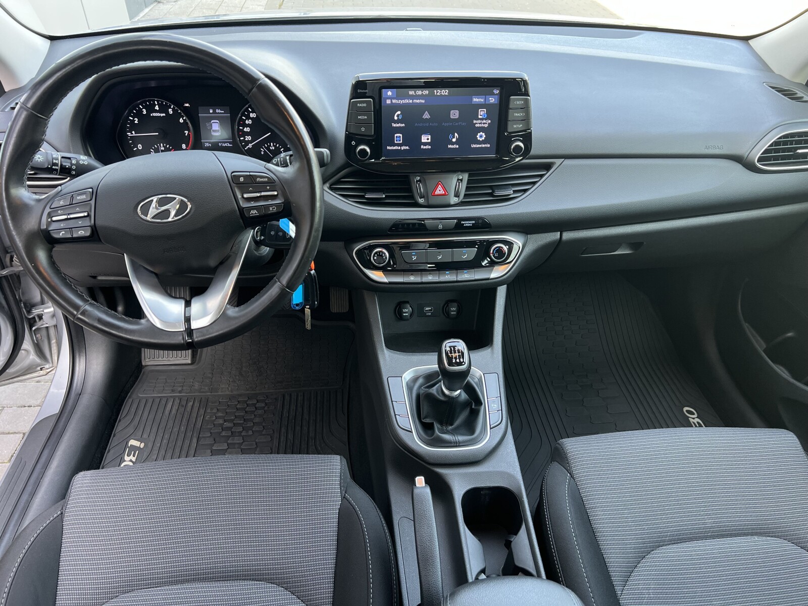 Hyundai i30 - zdjęcie 25
