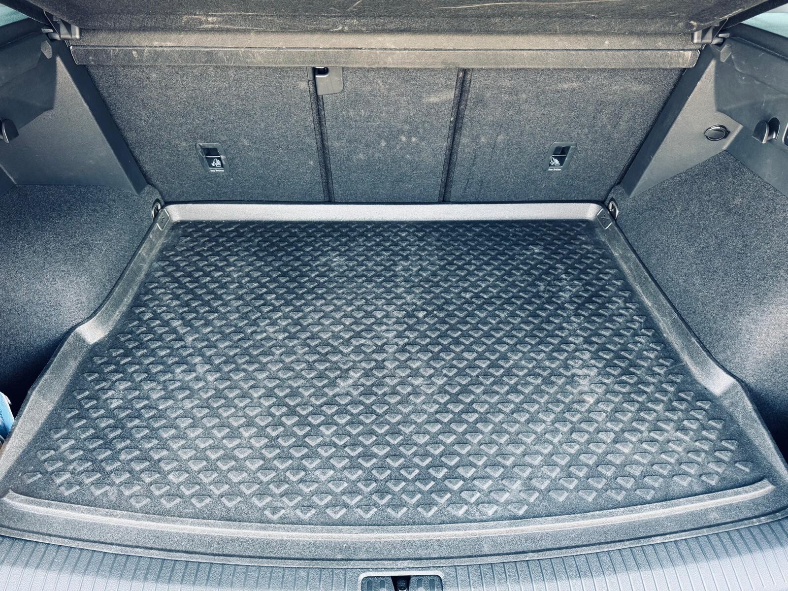 Volkswagen Tiguan - zdjęcie 10
