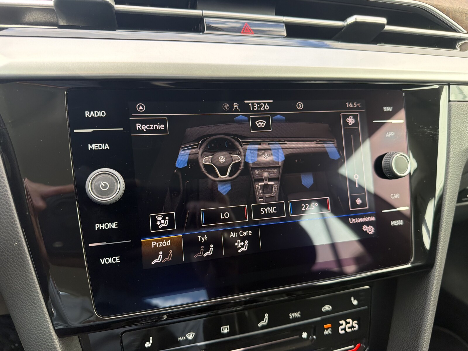 Volkswagen Arteon - zdjęcie 25
