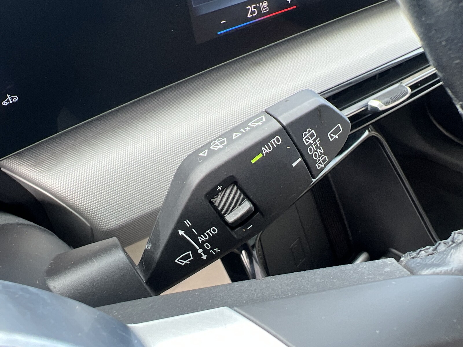BMW X1 - zdjęcie 15