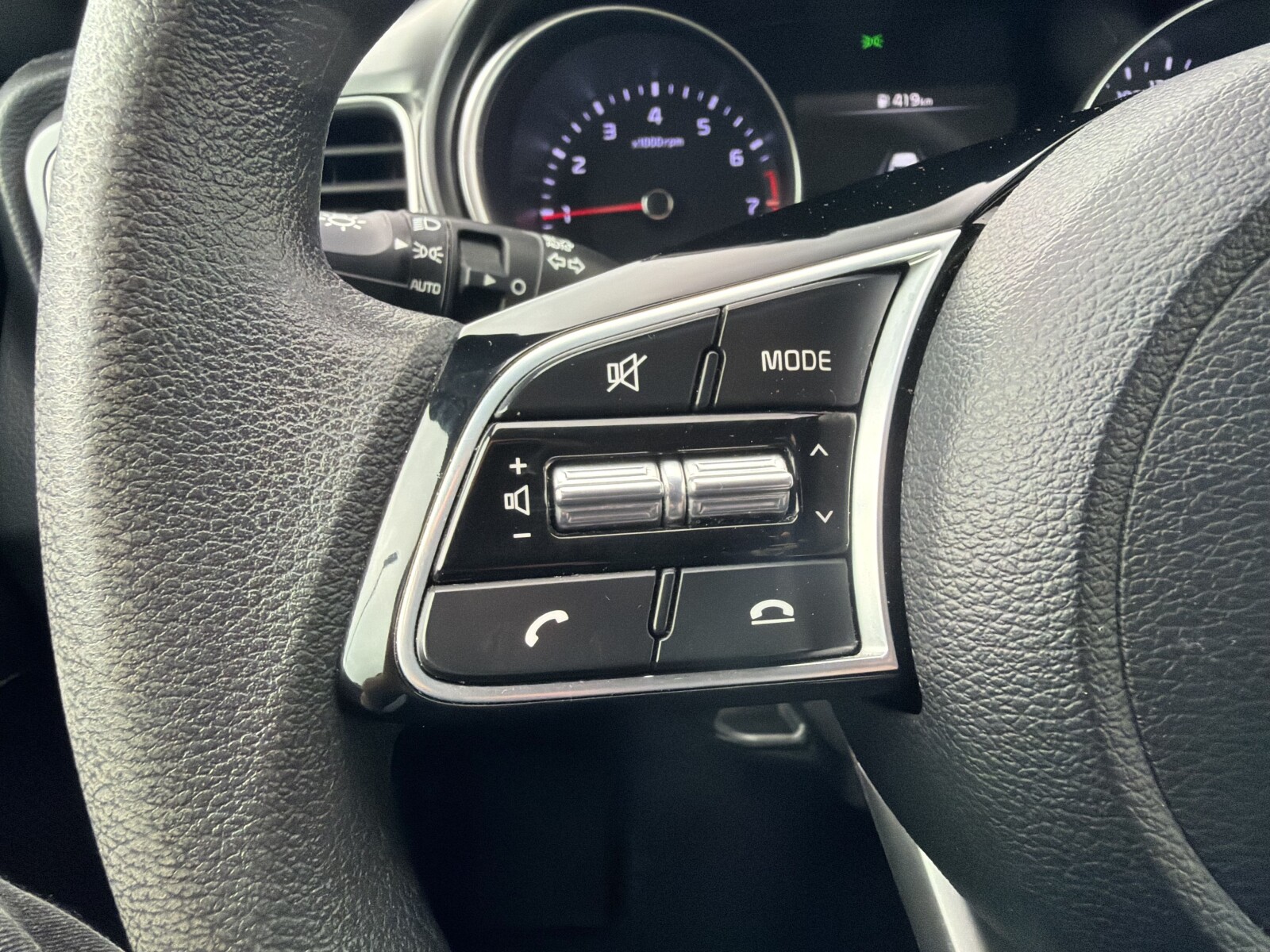 Kia Ceed - zdjęcie 22
