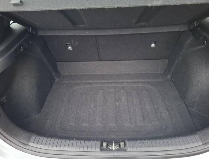 Kia Ceed - zdjęcie 9