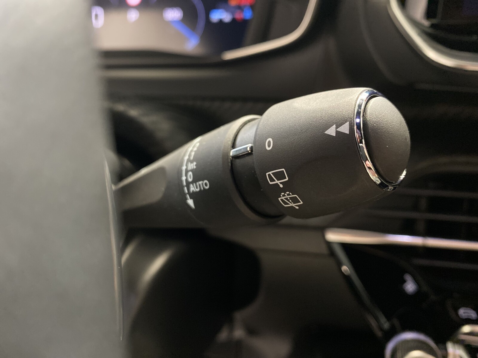 Peugeot 2008 - zdjęcie 30