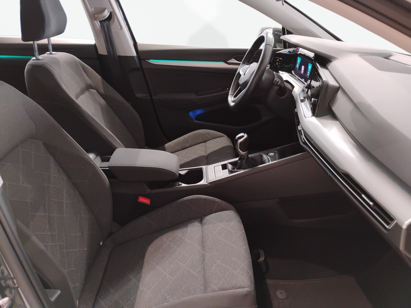 Volkswagen Golf Variant - zdjęcie 16