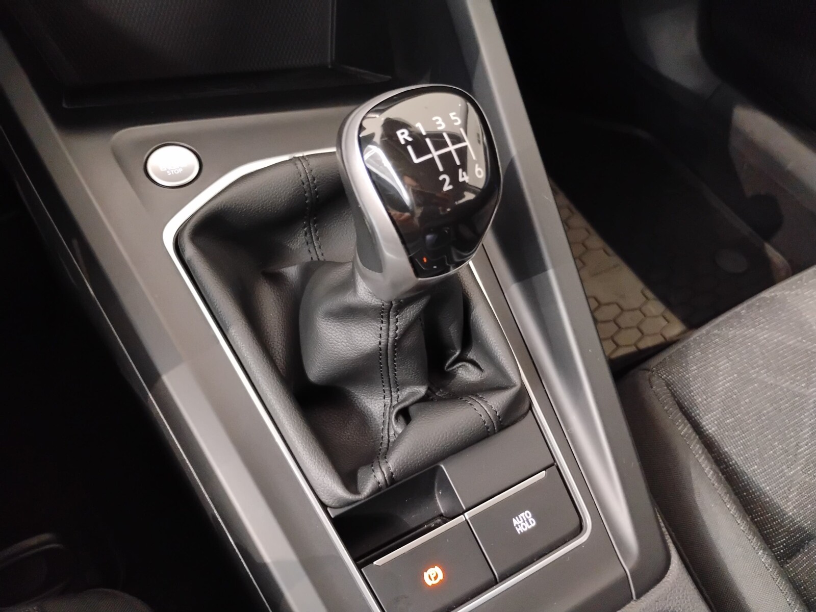 Volkswagen Golf Variant - zdjęcie 30