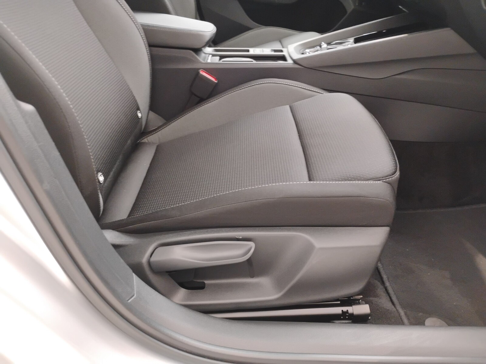Škoda Octavia Combi - zdjęcie 17