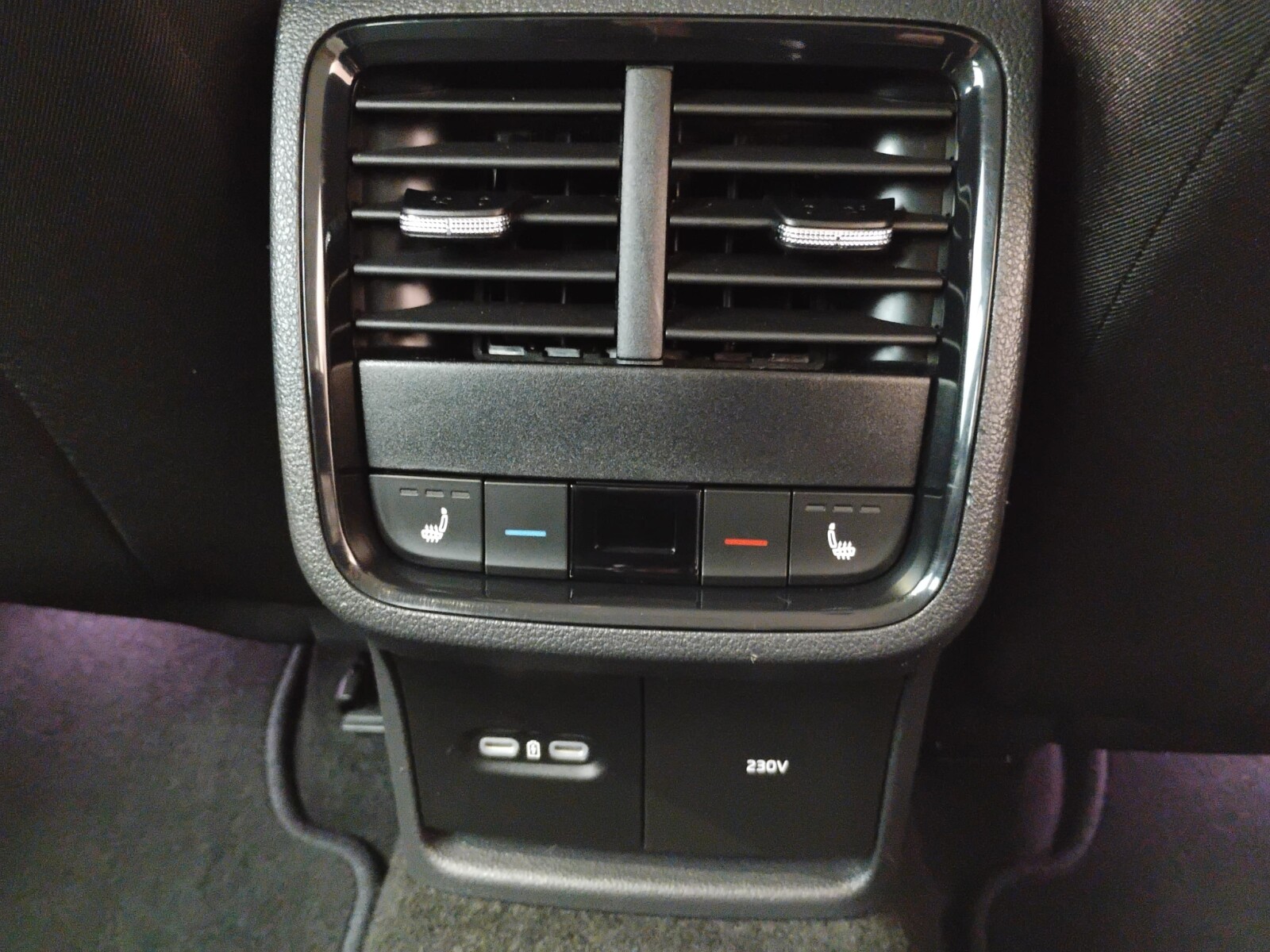 Škoda Octavia Combi - zdjęcie 20