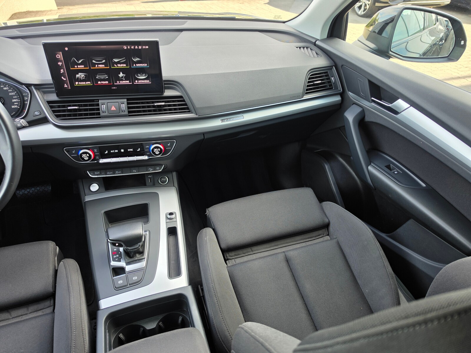 Audi Q5 - zdjęcie 16