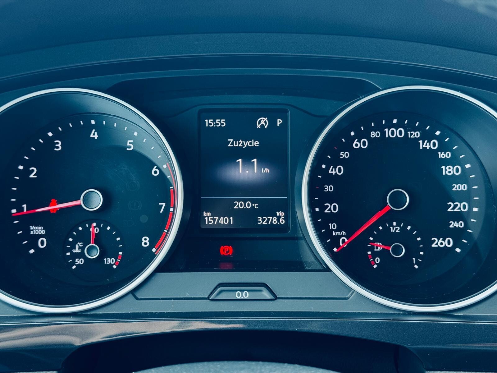 Volkswagen Tiguan - zdjęcie 22