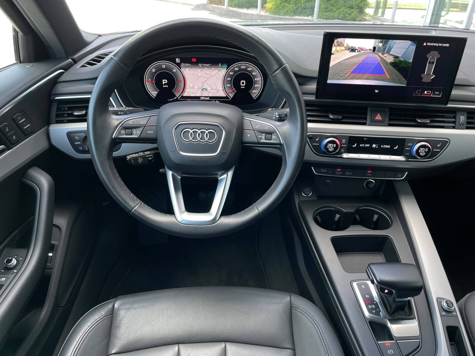 Audi A4 Avant - zdjęcie 16