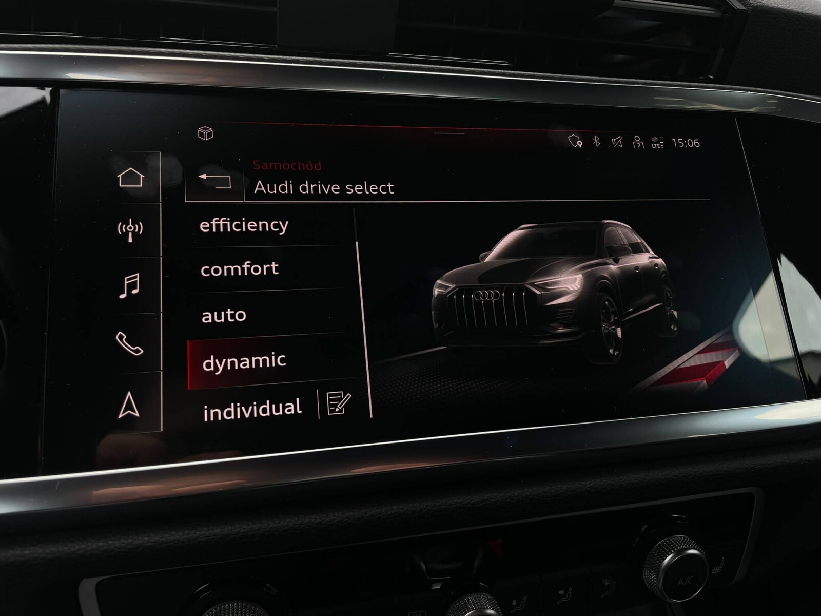 Audi Q3 - zdjęcie 24