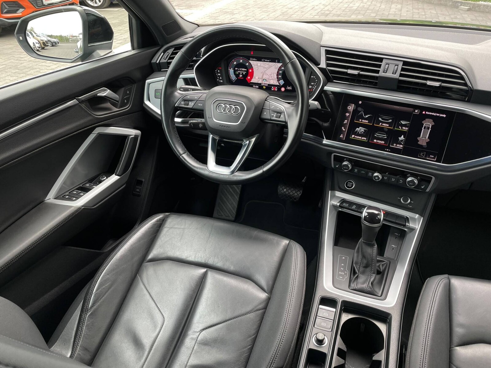 Audi Q3 - zdjęcie 13