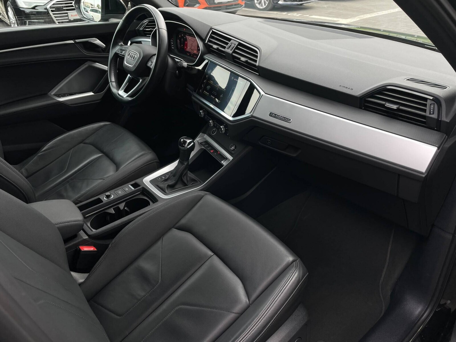 Audi Q3 - zdjęcie 21