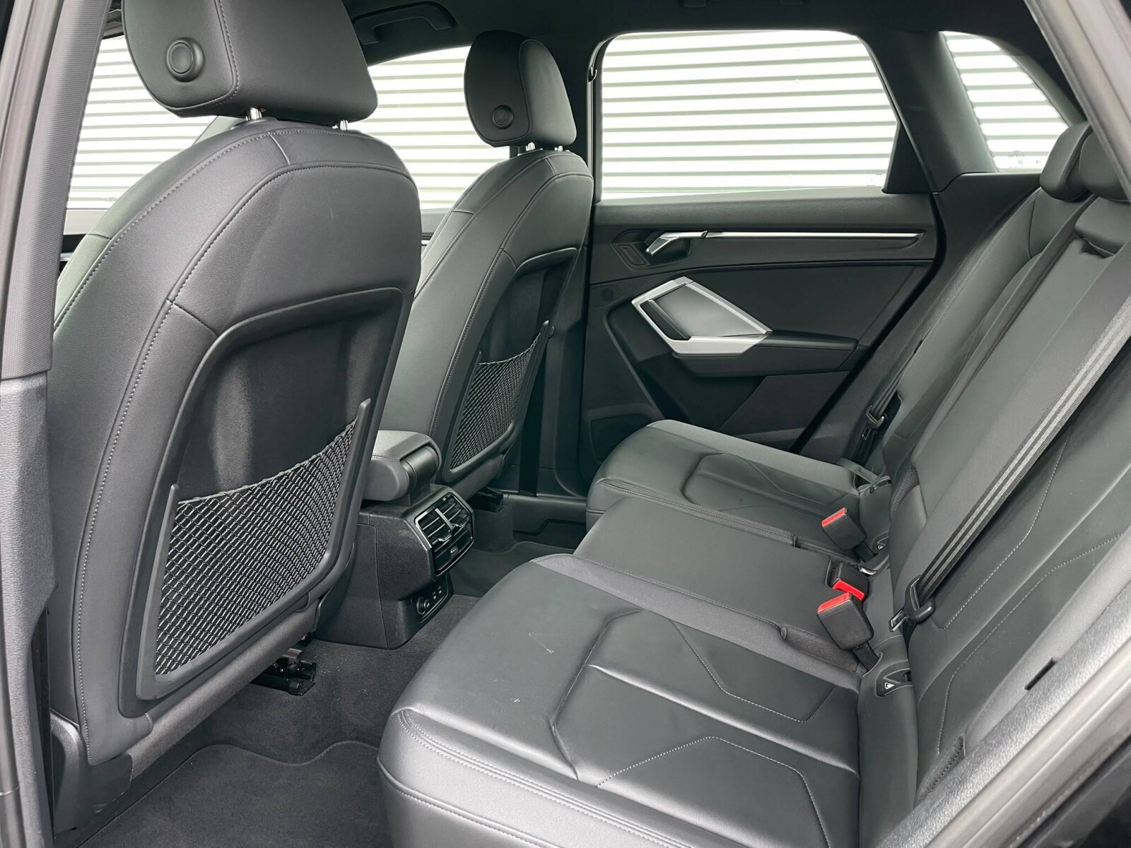 Audi Q3 - zdjęcie 11