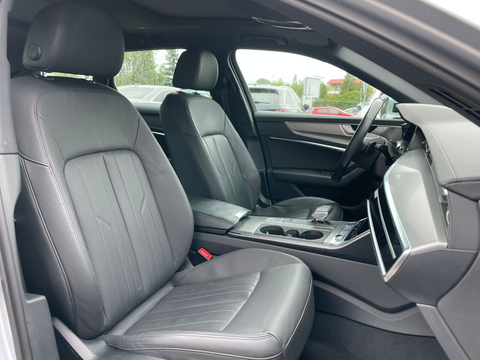 Audi A6 Avant - zdjęcie 23