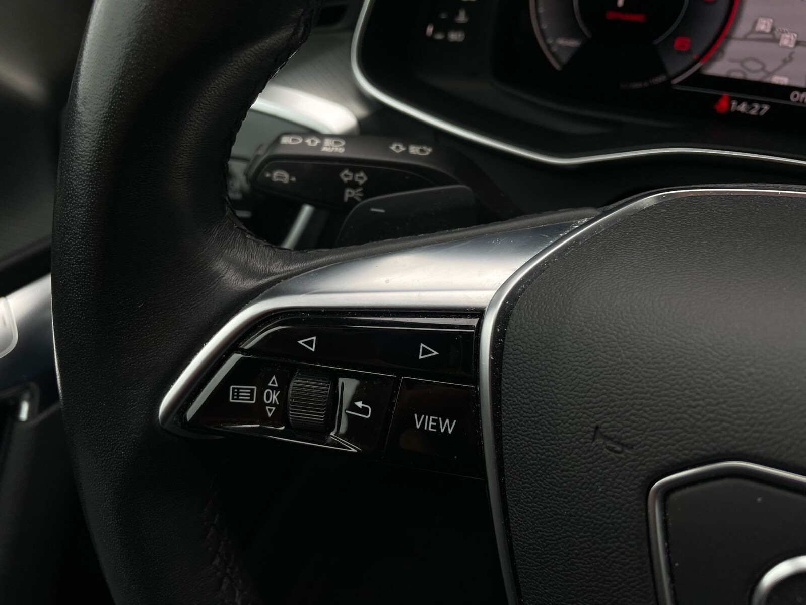 Audi A6 Avant - zdjęcie 24
