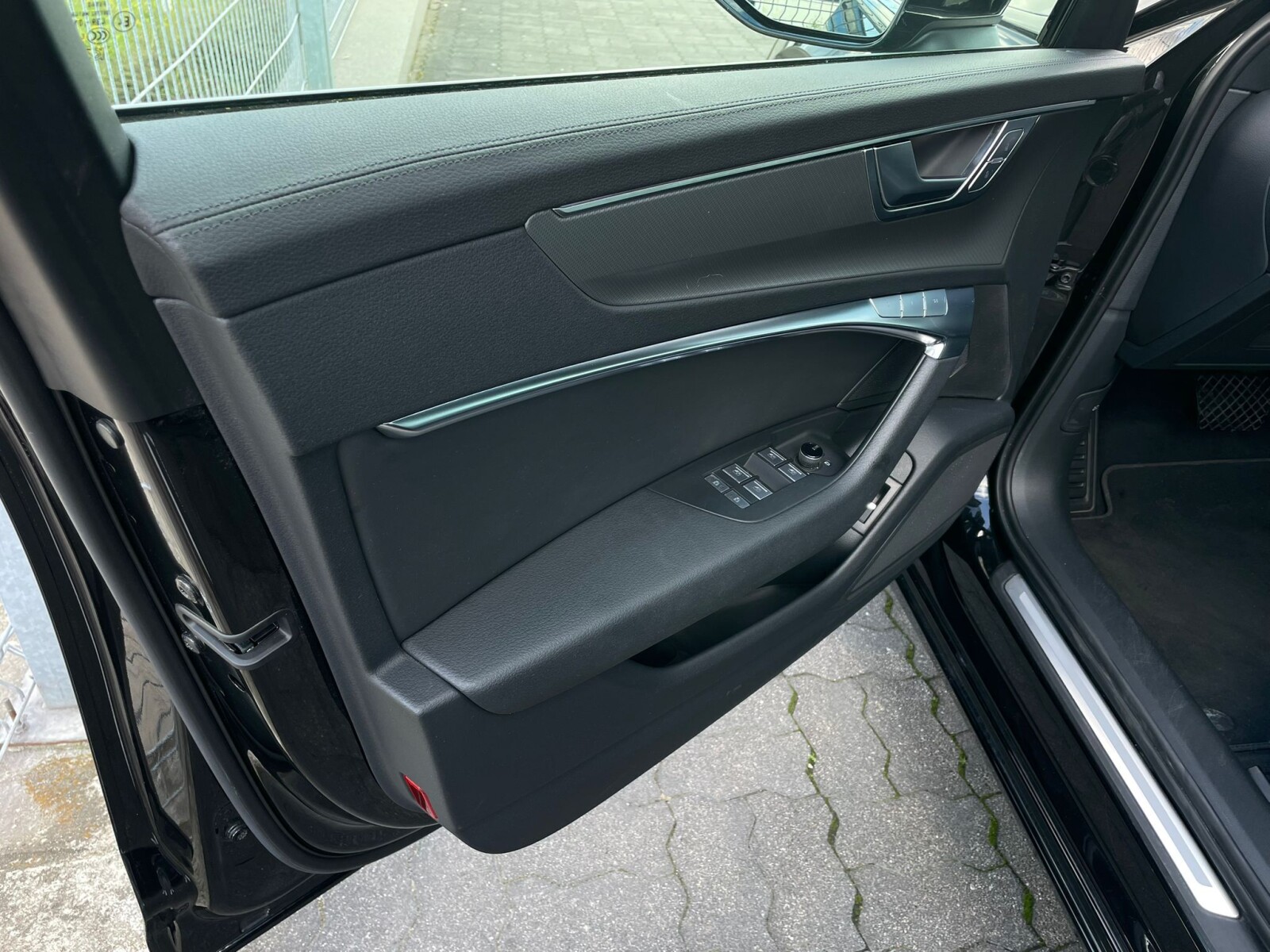 Audi A6 Avant - zdjęcie 18