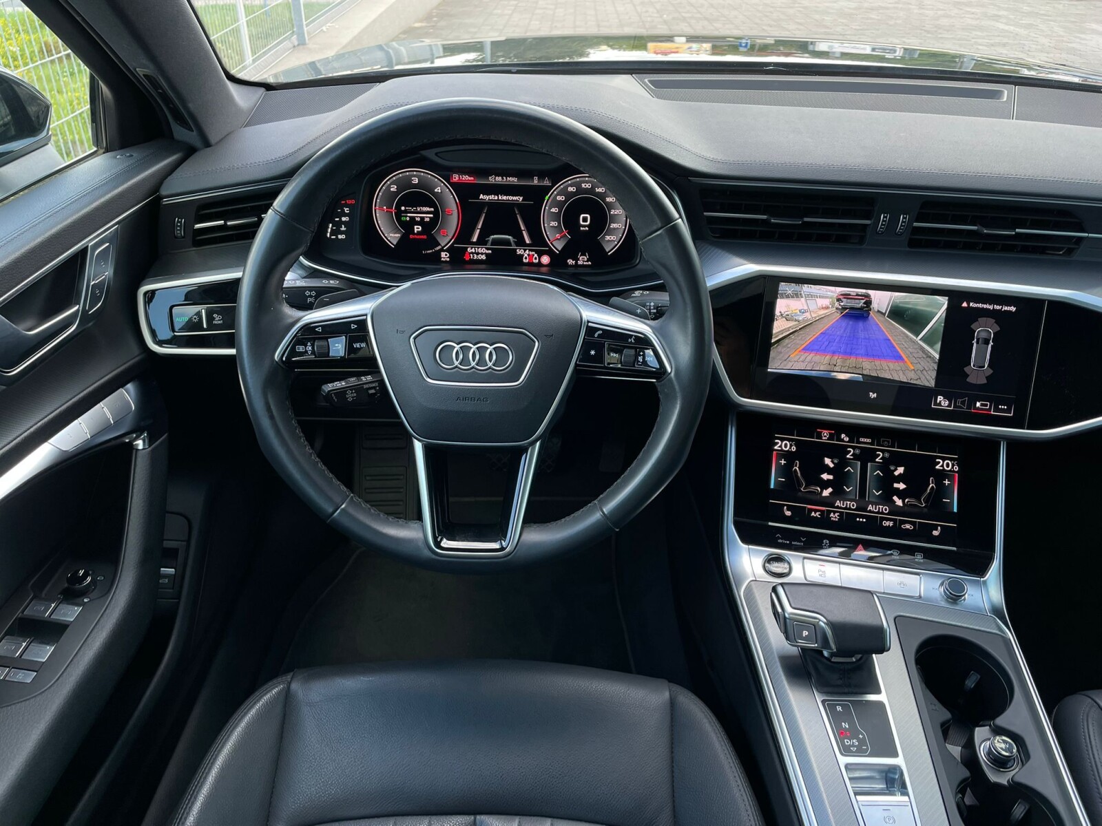 Audi A6 Avant - zdjęcie 17