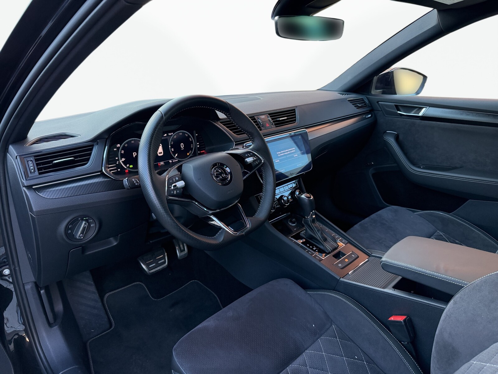 Škoda Superb - zdjęcie 10